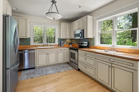 35 Steeple Lane Stowe VT 05672