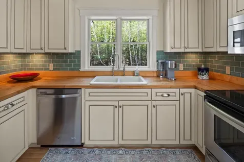 35 Steeple Lane Stowe VT 05672