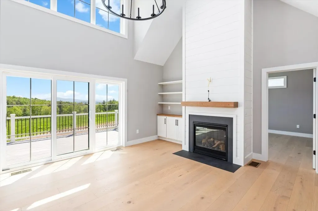 65 Roberts Drive Jaffrey NH 03452