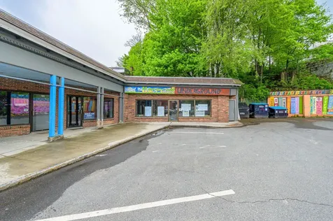 69-71 Elliot Street Brattleboro VT 05301