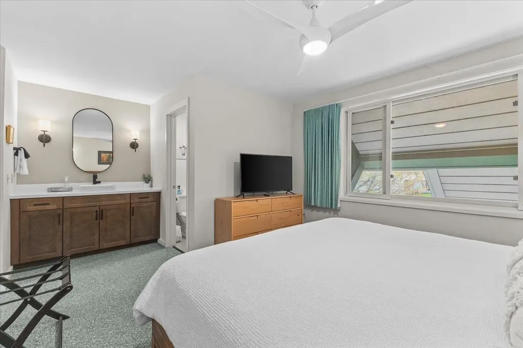 185 Village Green Drive Stowe VT 05672