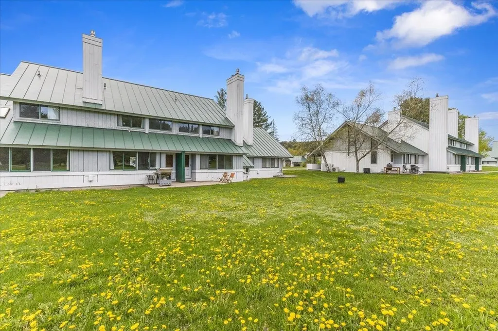 185 Village Green Drive Stowe VT 05672