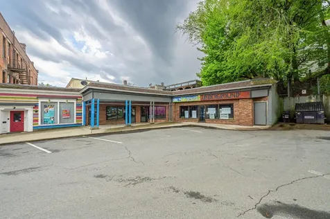 69-71 Elliot Street Brattleboro VT 05301