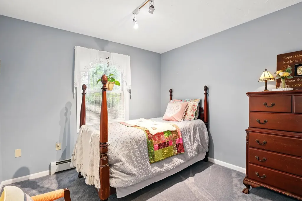 5 River Ridge Road Plymouth NH 03264