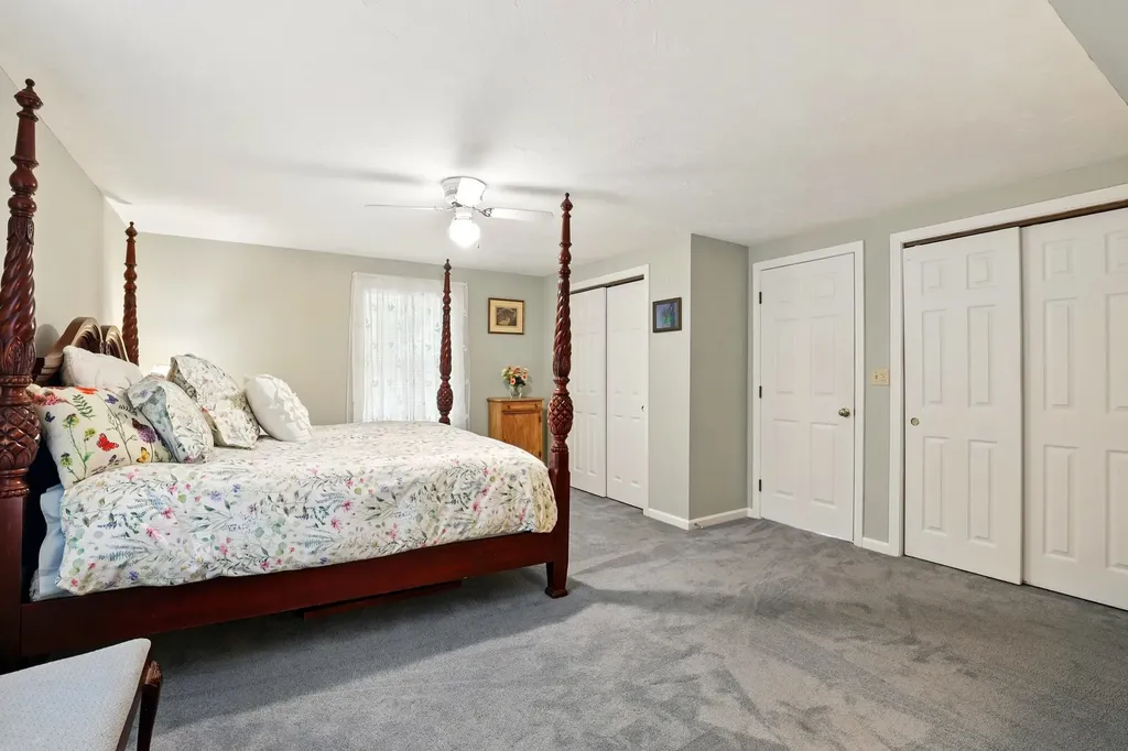 5 River Ridge Road Plymouth NH 03264