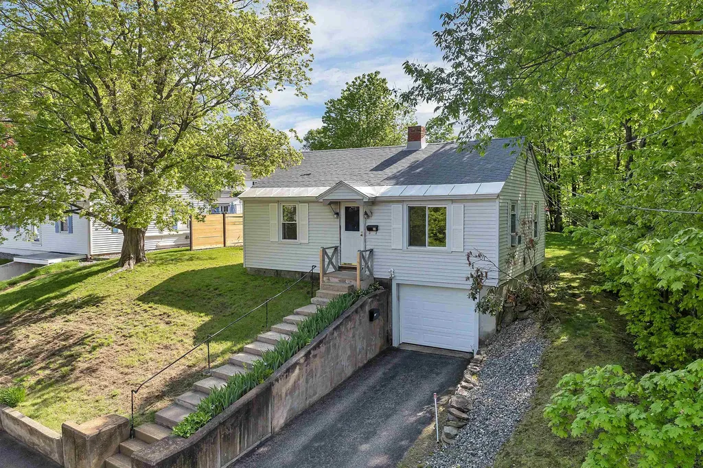 13 Isabella Street Laconia NH 03246