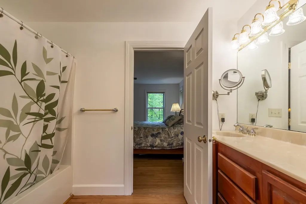 308 Mending Walls Road Manchester VT 05255