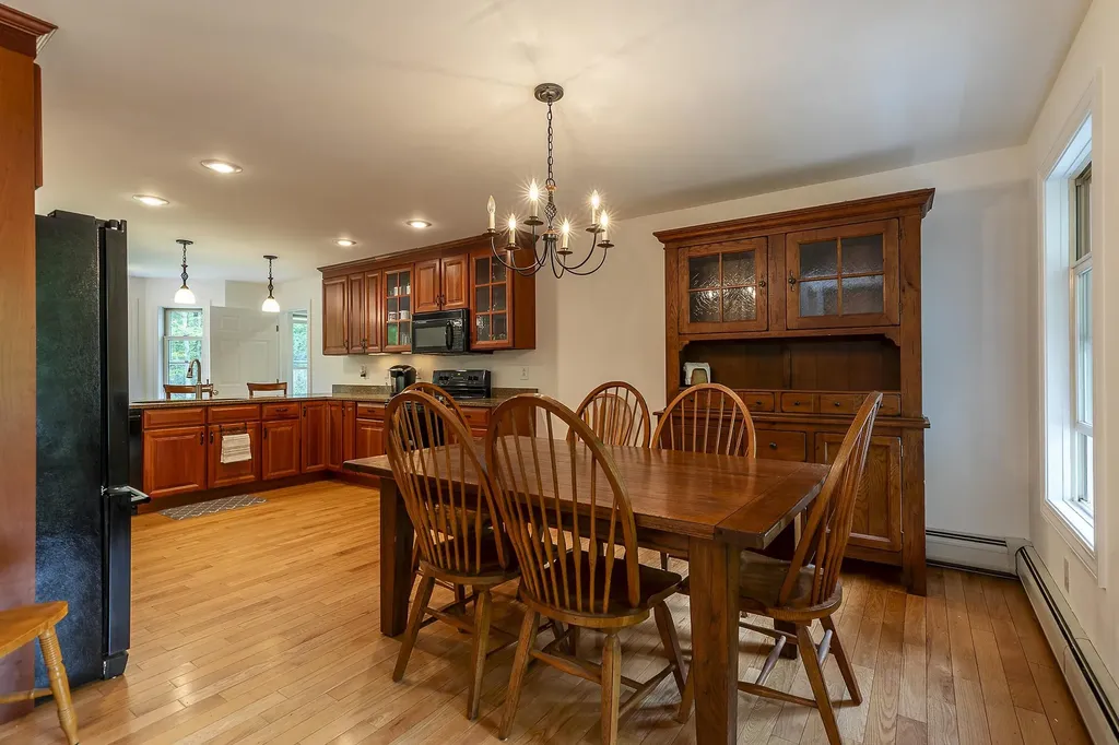 308 Mending Walls Road Manchester VT 05255