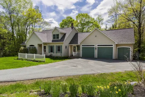 31 Rolling Ridge Road Lebanon NH 03766