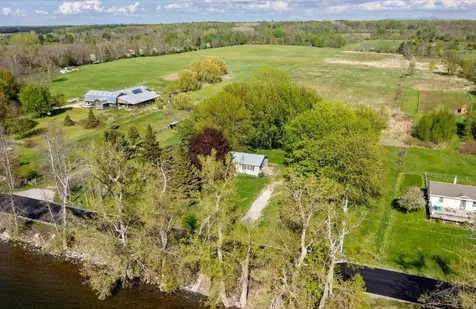 2099 West Shore Road Alburgh VT 05440