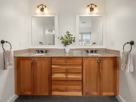 190 Braeburn Street South Burlington VT 05403