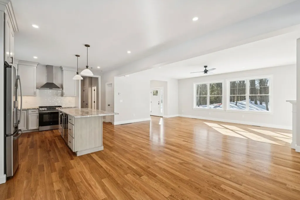 2 Washburn Farm Lane Kittery ME 03905