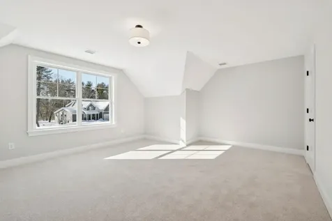 2 Washburn Farm Lane Kittery ME 03905