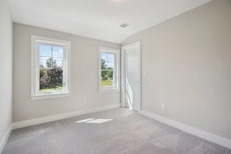 2 Washburn Farm Lane Kittery ME 03905