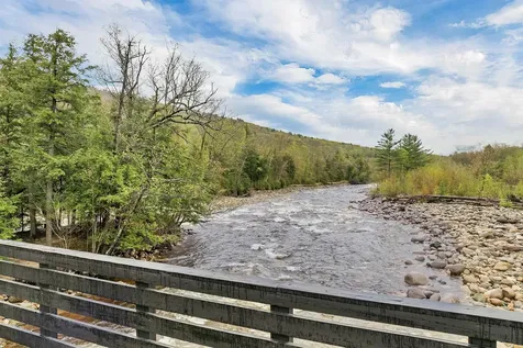 48 Cooper Memorial Drive Lincoln NH 03251