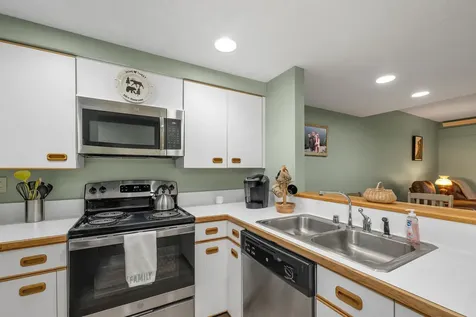 48 Cooper Memorial Drive Lincoln NH 03251