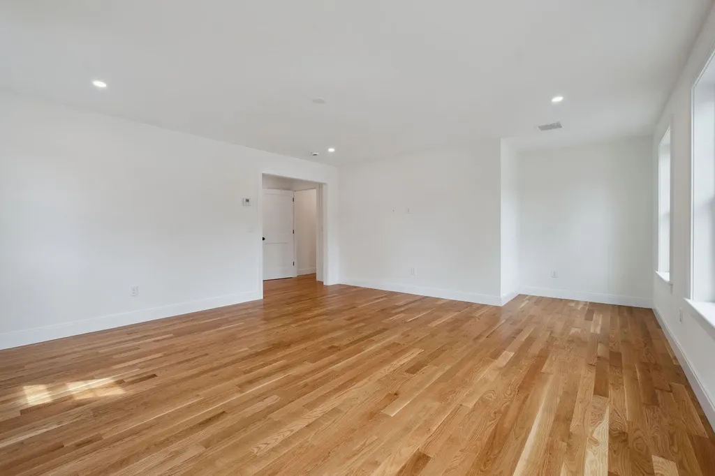 18 Washburn Farm Lane Kittery ME 03905