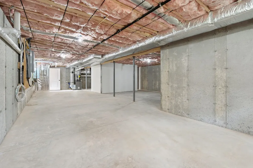 18 Washburn Farm Lane Kittery ME 03905