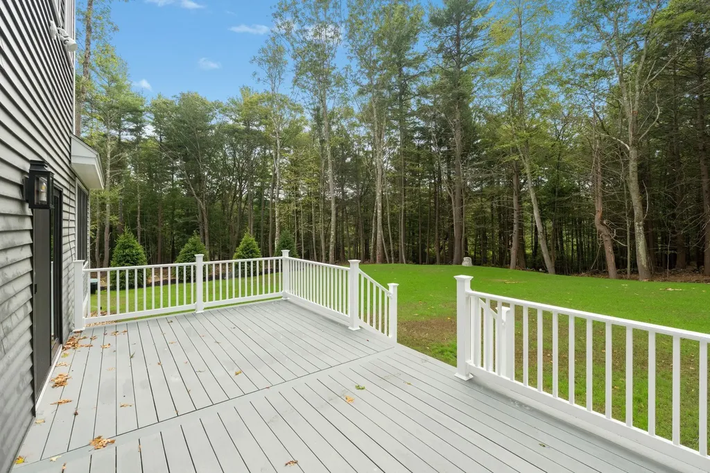 18 Washburn Farm Lane Kittery ME 03905