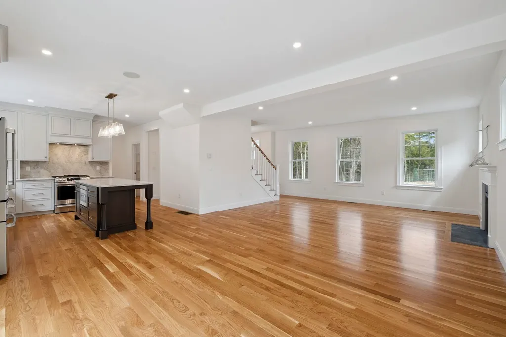 18 Washburn Farm Lane Kittery ME 03905