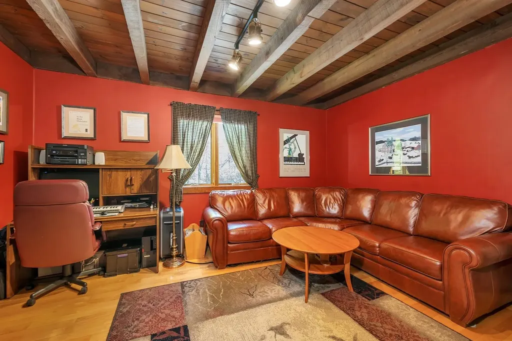 29 Lakeview Drive Wolfeboro NH 03894