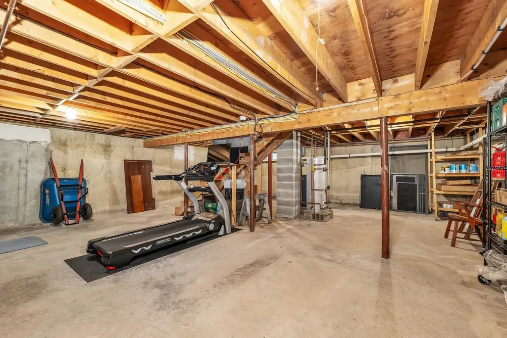 29 Lakeview Drive Wolfeboro NH 03894