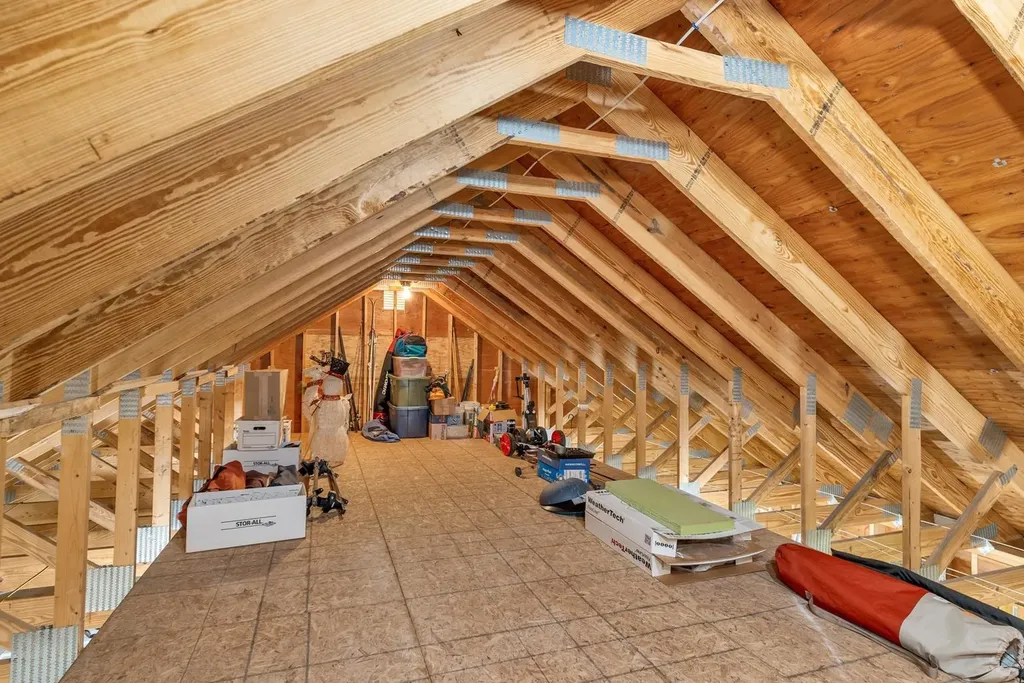 29 Lakeview Drive Wolfeboro NH 03894