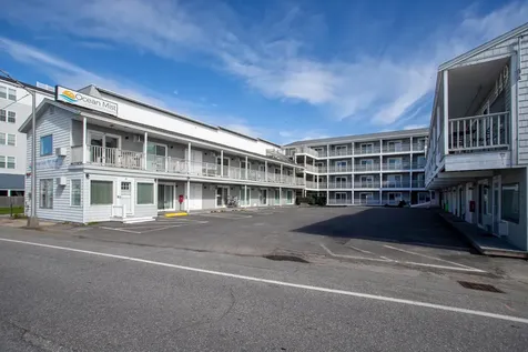 449 Ocean Boulevard Hampton NH 03842