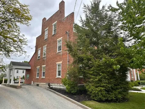 206 Pleasant Street Bennington VT 05201