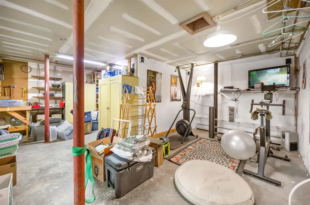 136 Murray Hill Drive Montpelier VT 05602