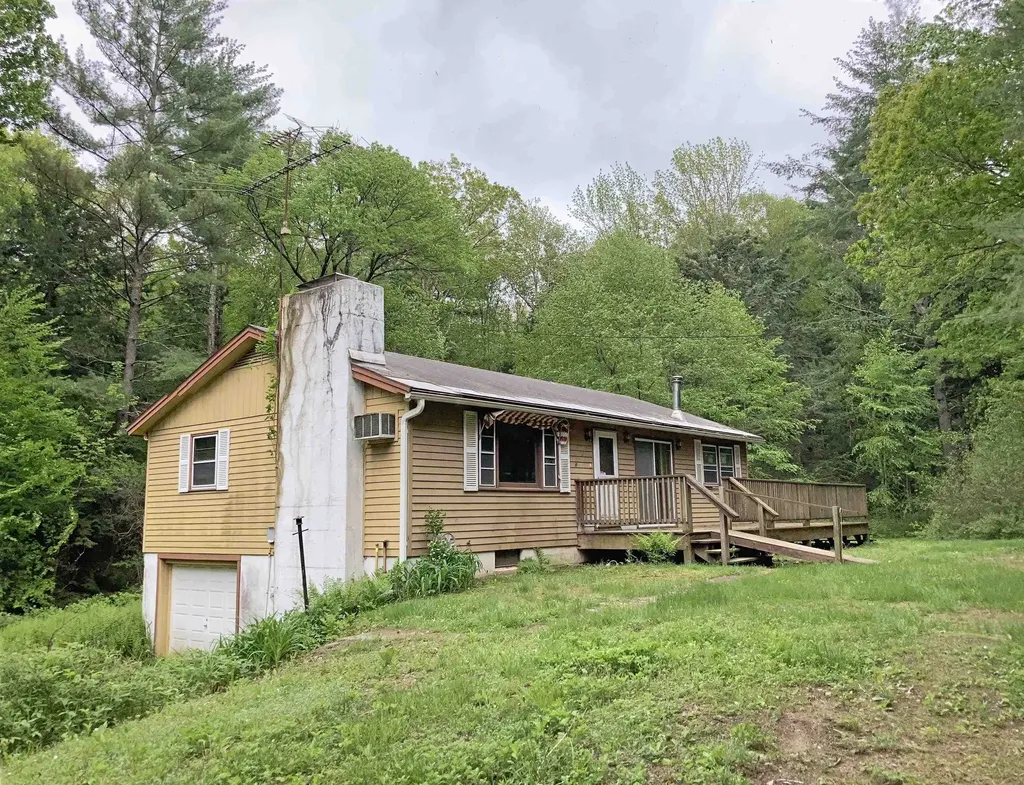 17 Wardon Road Putney VT 05346