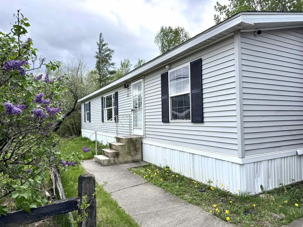 279 State Street Northumberland NH 03582