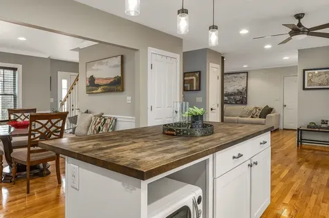 128 Walton Road Seabrook NH 03874