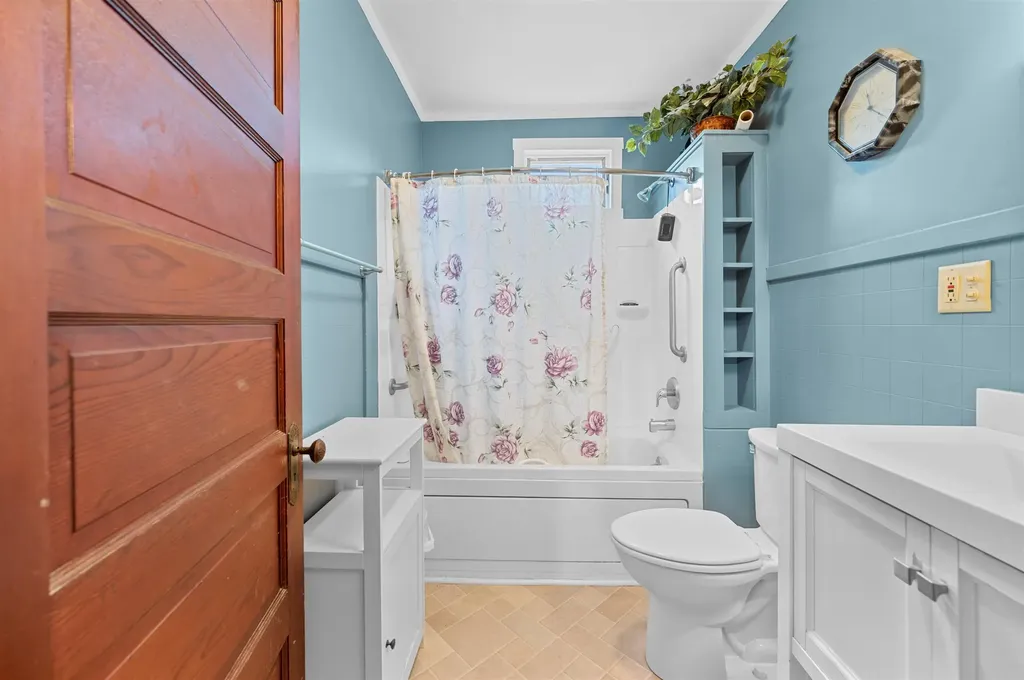 35 Warren Street Barre City VT 05641