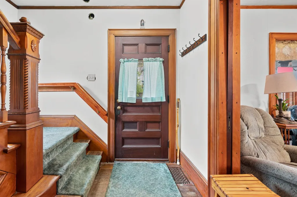 35 Warren Street Barre City VT 05641