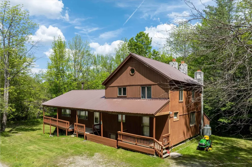 143 Okemo Acres Ludlow VT 05149