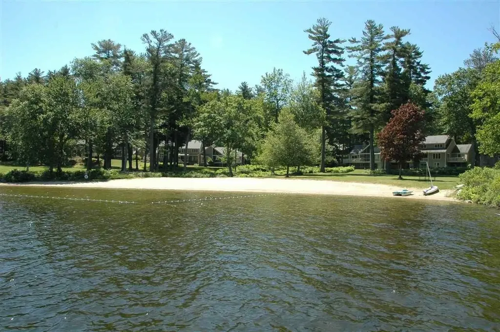 46 Point Breeze Road Wolfeboro NH 03894