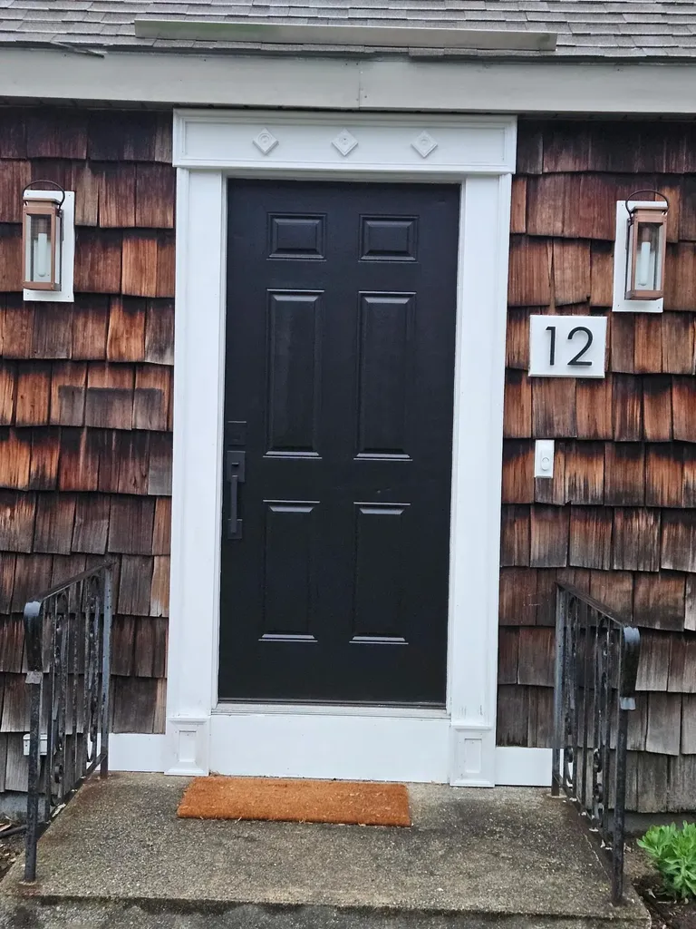 12 Taylor Street Nashua NH 03060