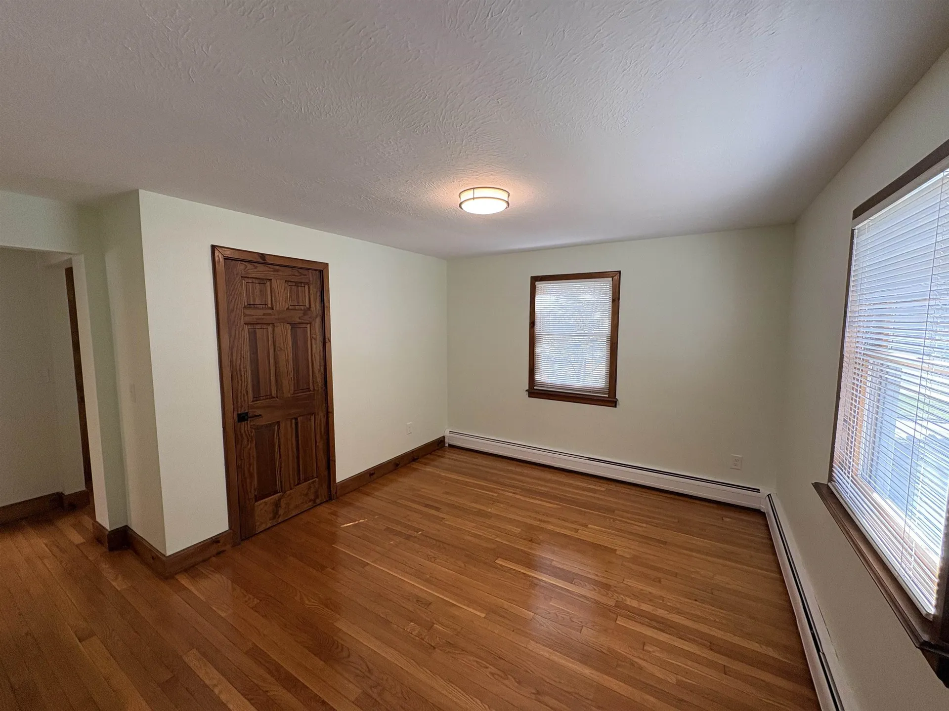 12 Taylor Street Nashua NH 03060