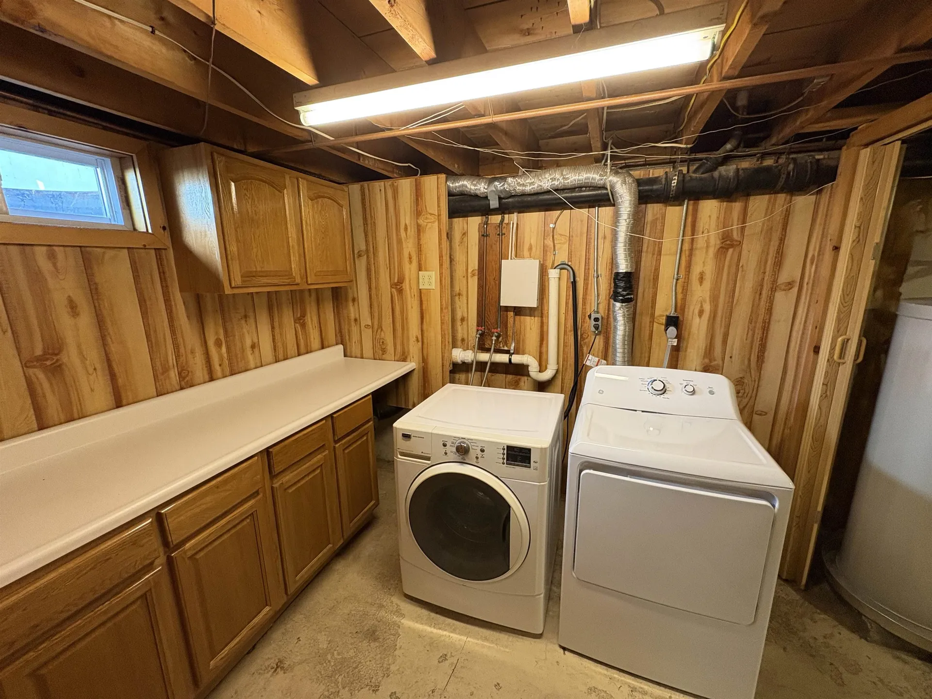 12 Taylor Street Nashua NH 03060