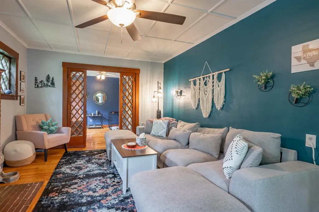 18 Wentworth Street Plymouth NH 03264