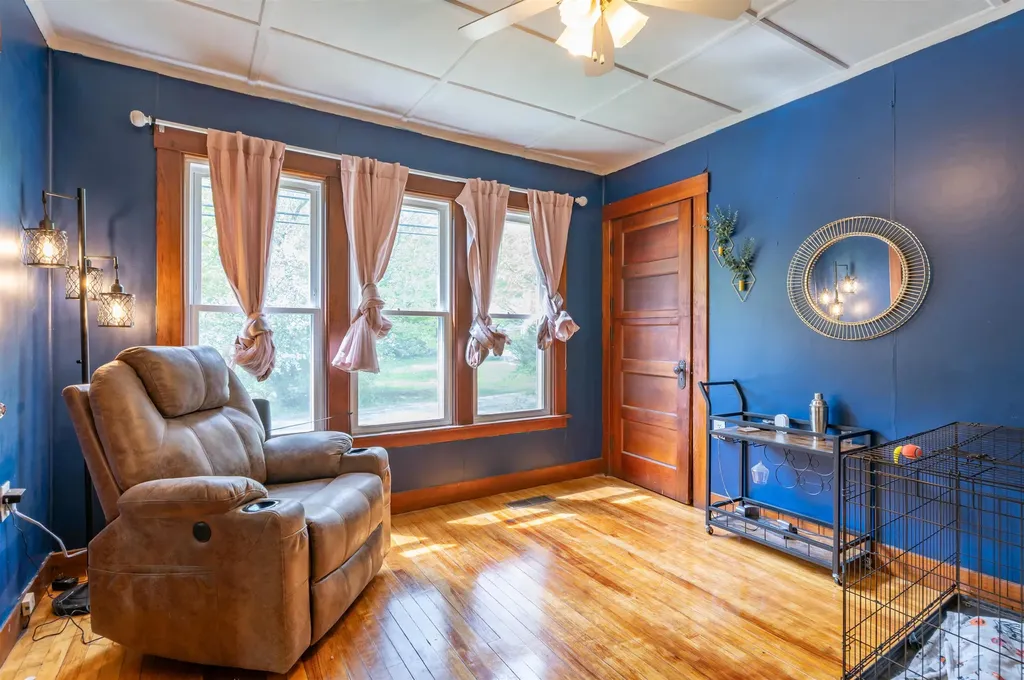 18 Wentworth Street Plymouth NH 03264