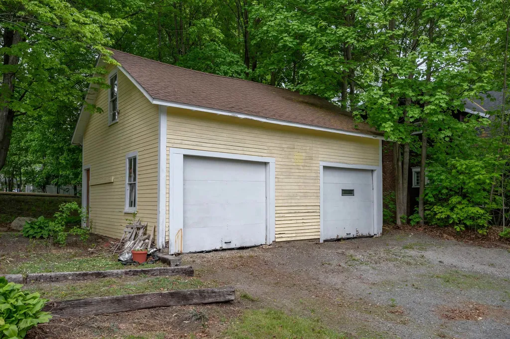 18 Wentworth Street Plymouth NH 03264