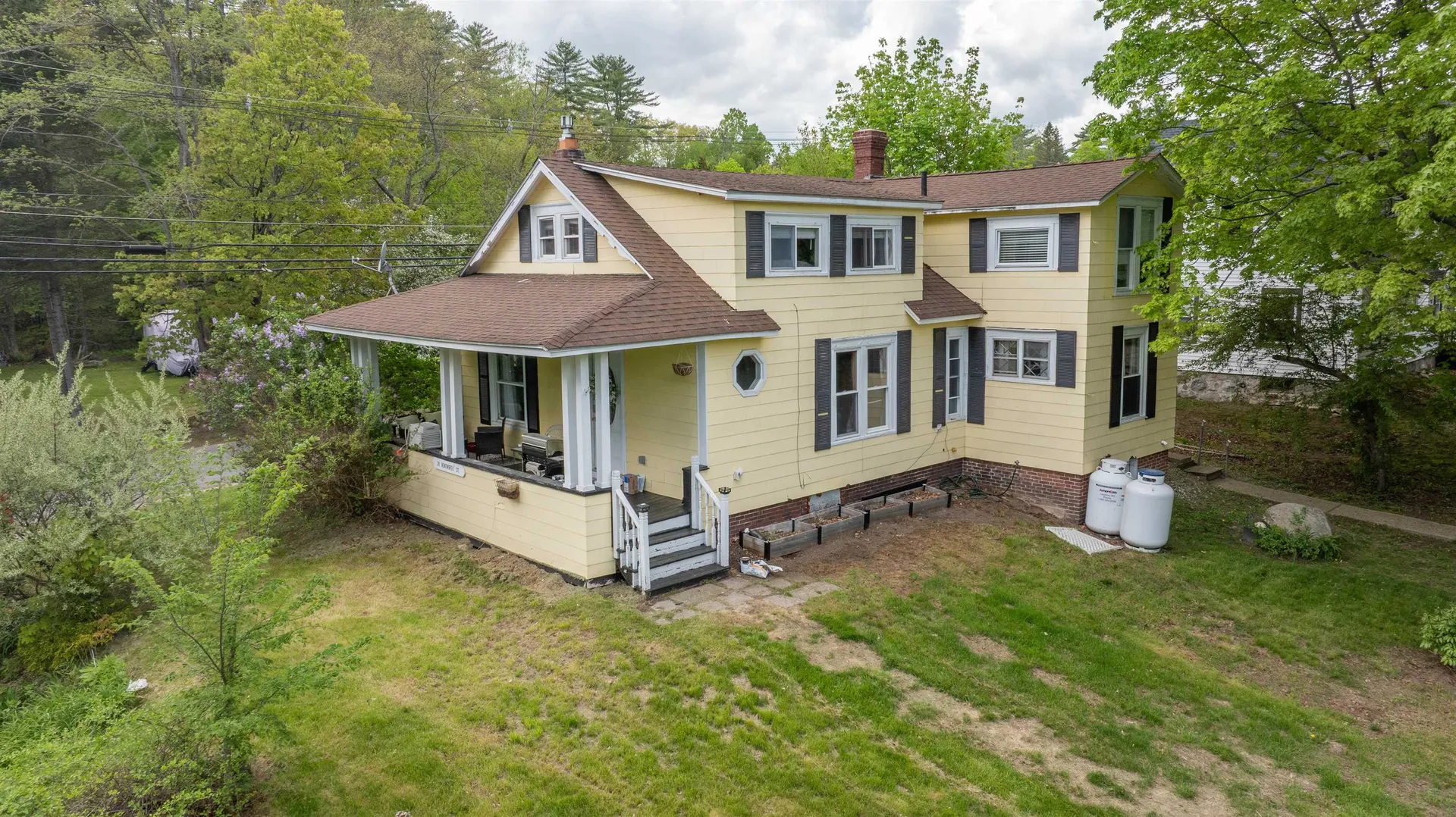 18 Wentworth Street Plymouth NH 03264