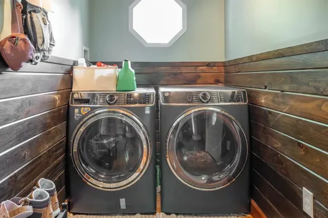 18 Wentworth Street Plymouth NH 03264