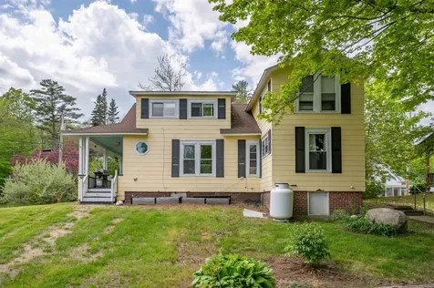 18 Wentworth Street Plymouth NH 03264