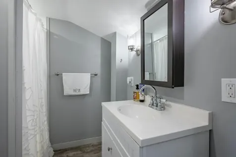 18 Wentworth Street Plymouth NH 03264