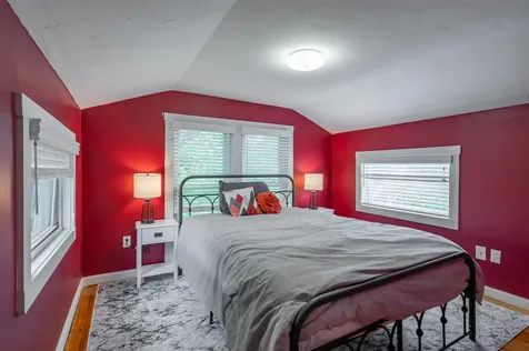 18 Wentworth Street Plymouth NH 03264