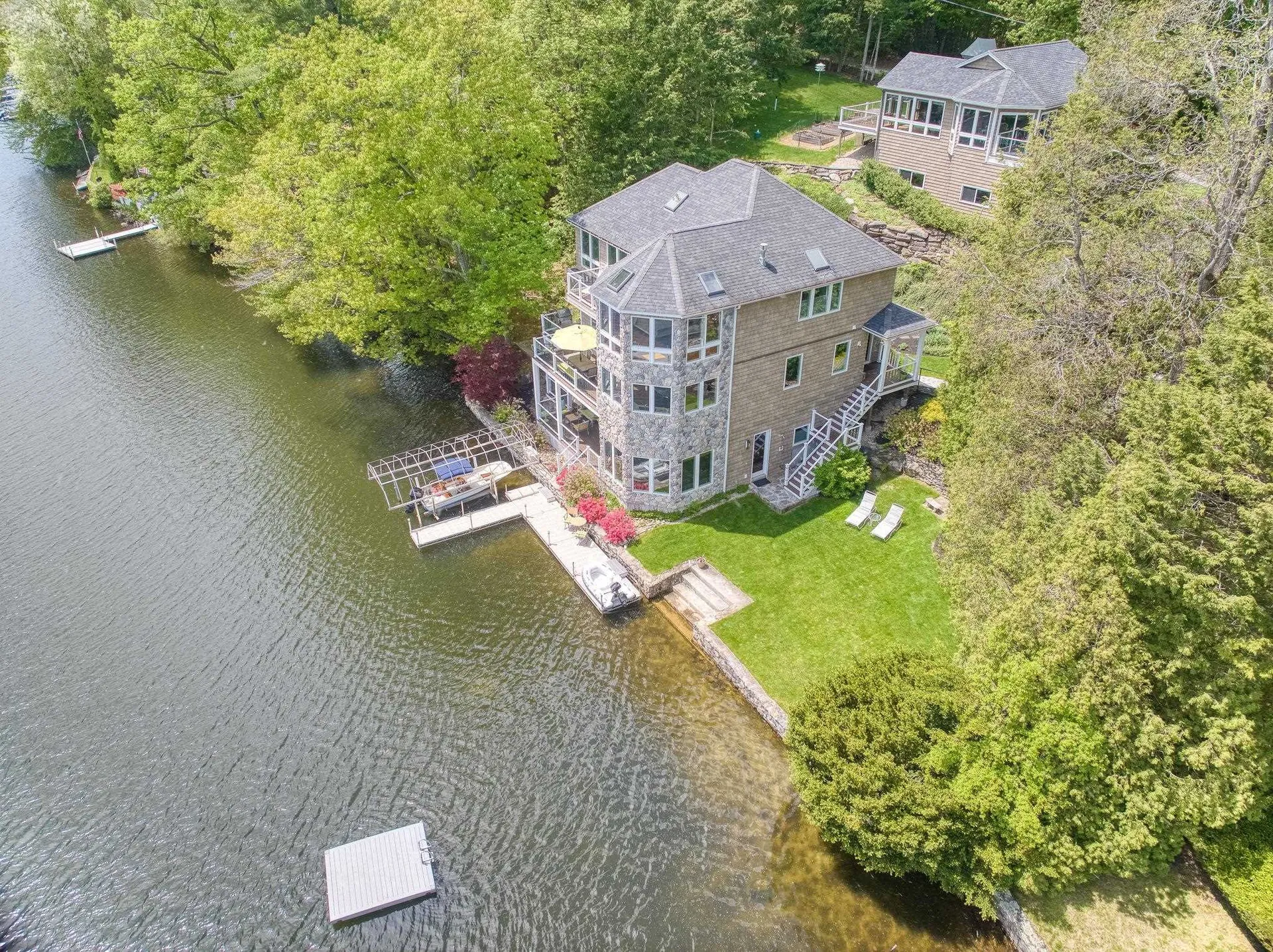 25 N Shore Road Windham NH 03087
