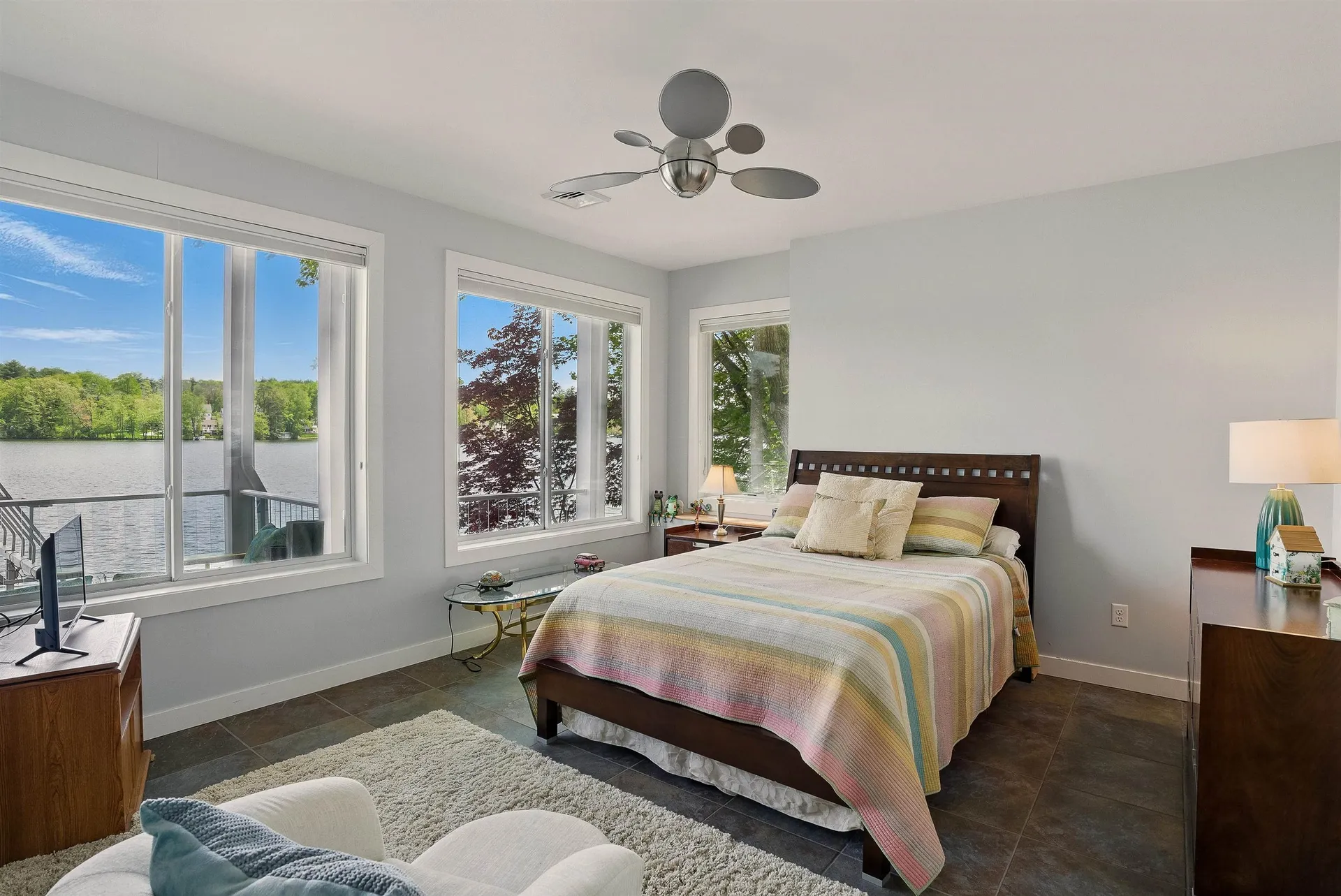 25 N Shore Road Windham NH 03087